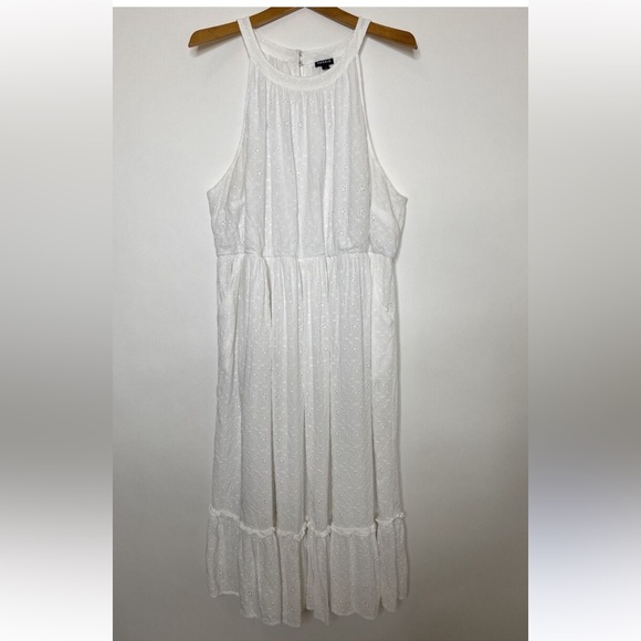 🤍TORRID White Halter Dress Ruffle Tiered White Eyelet Midi Lined Pockets Size 2 - Picture 1 of 6